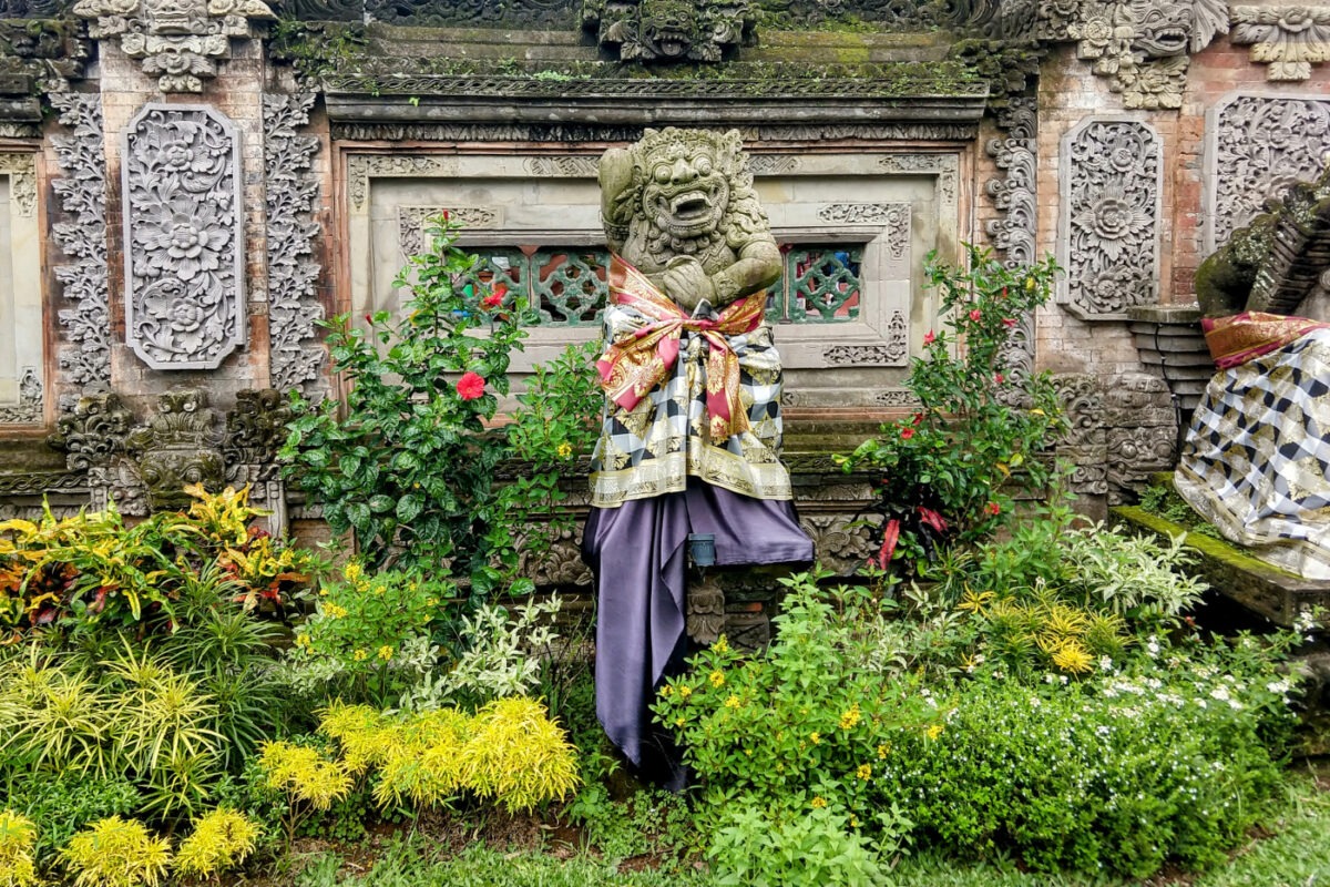 Ubud bali. Architecture, gardens and statues on the main street.