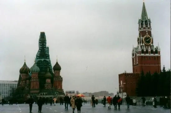 Where to go on a RTW Russia Moscow Red Square St Basil's