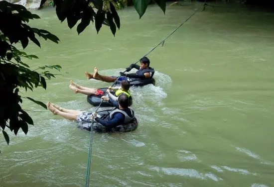 Vang Vieng tubing