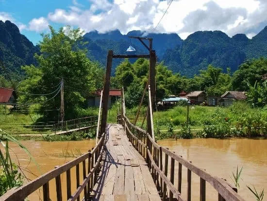 hotel vang vieng travel blog