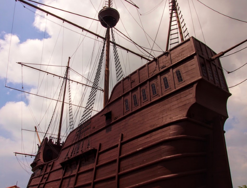 Malysia's Giant Ship Melacca With Kids - Malacca Maritime Museum