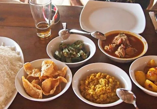 food in sri lanka curry