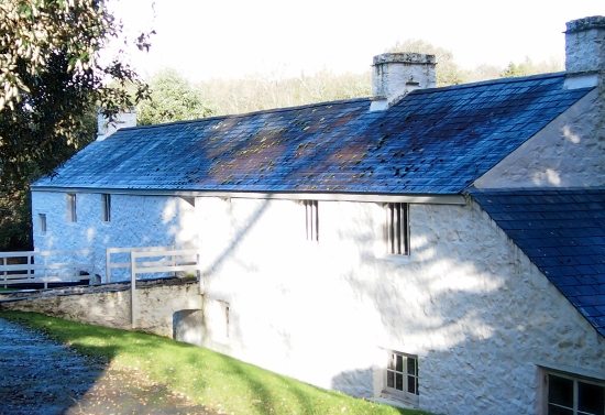 Slate roof stone cottage St Fagans