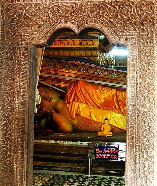 Reclining buddha Kandy Temples