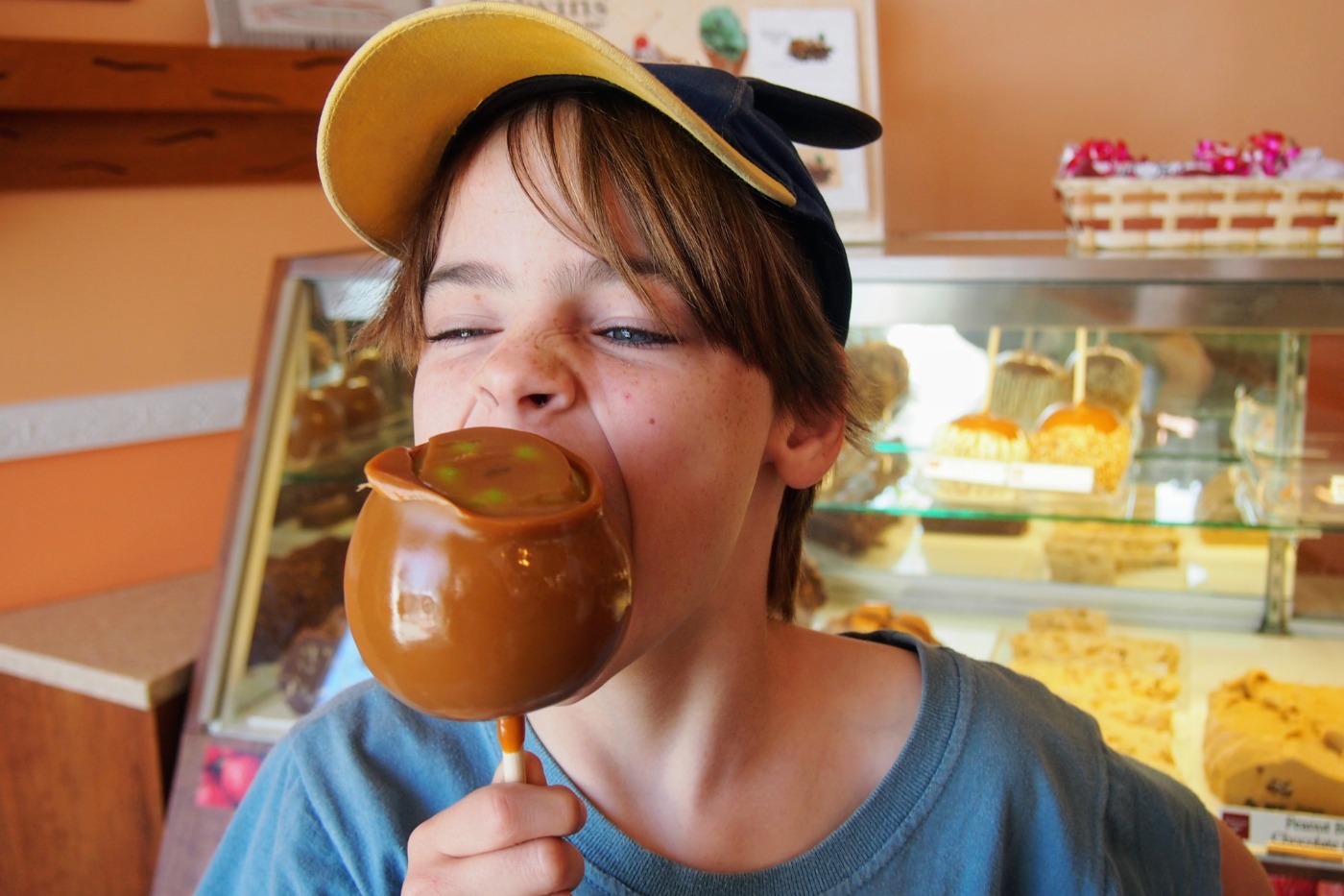 Food highlight from around the world, a candy apple in the USA