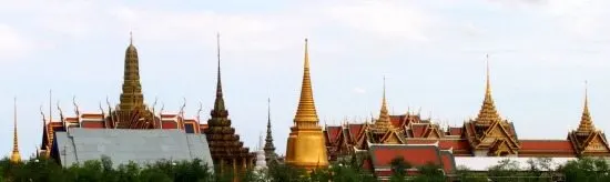  Bangkok Palace skyline