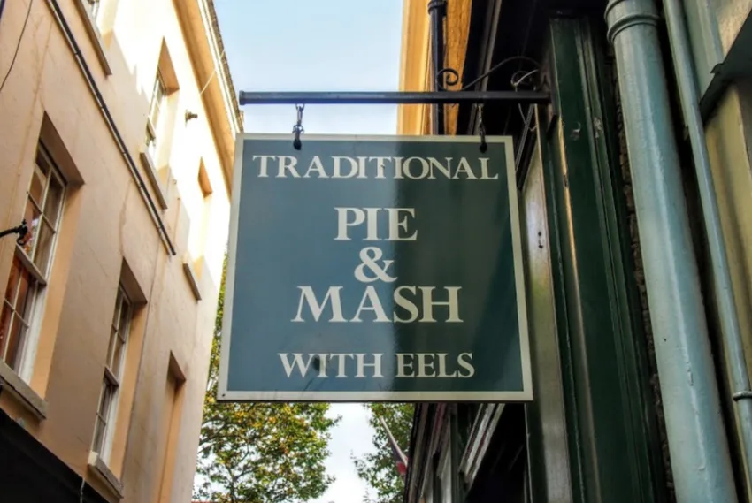 Traditional London Food Pie Mash Liquor Hot Eels to buy in London