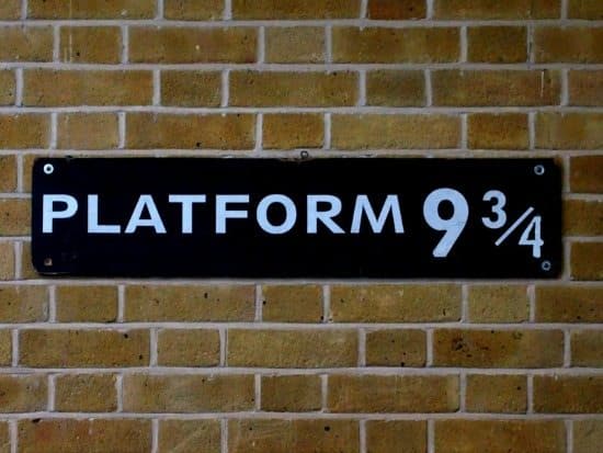 Platform 9 34 London Tourist Trap Or Fun World Travel