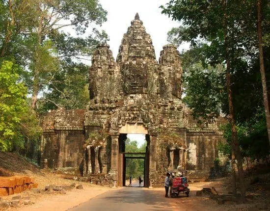 Siem Reap Cambodia, visiting Angkor with kids