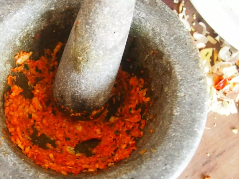 cambodian curry paste kroeung