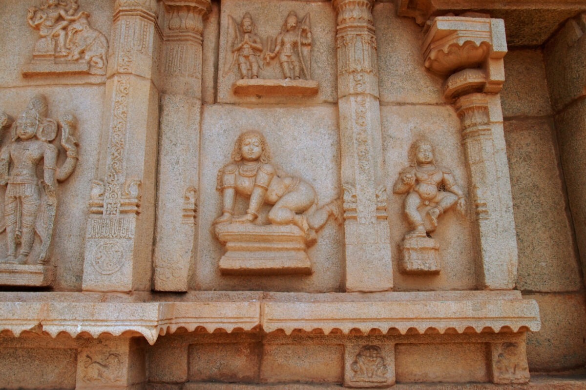 Ruins at Hampi, wall carvings