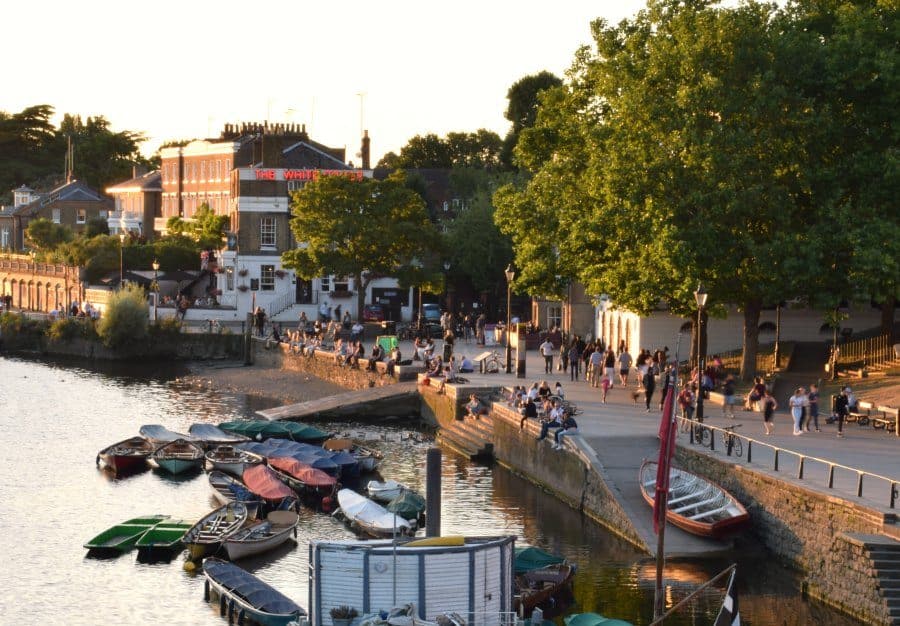 Richmond England Riverside Pubs