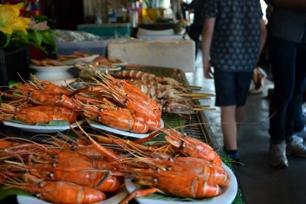 amphawa prawns thailand