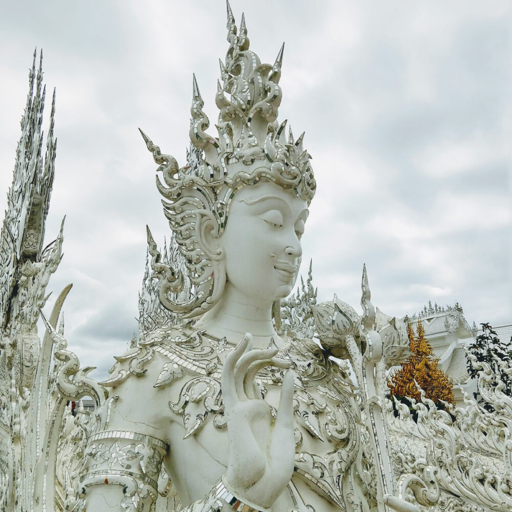 best temples in Thailand white temple