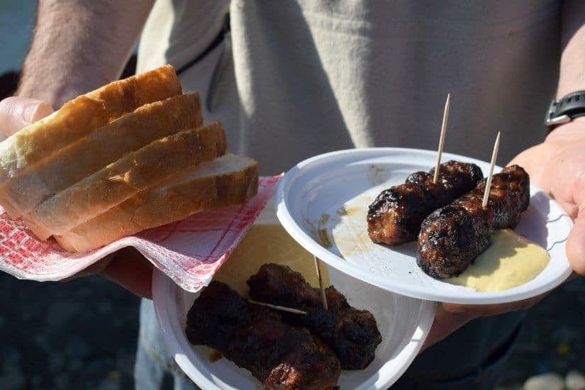 romanian street food mici