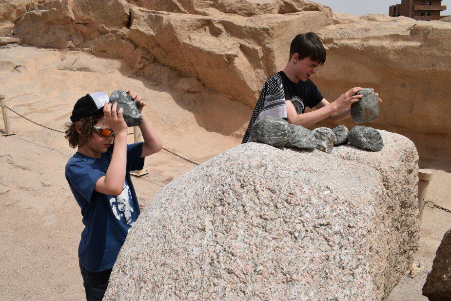 The unfinished obelisk, how it was made.