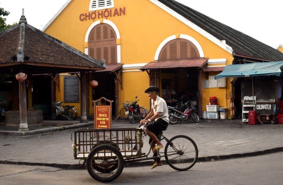 Hoi An Central Market Early Morning