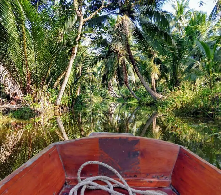 Tha Kha Floating Market boat trip