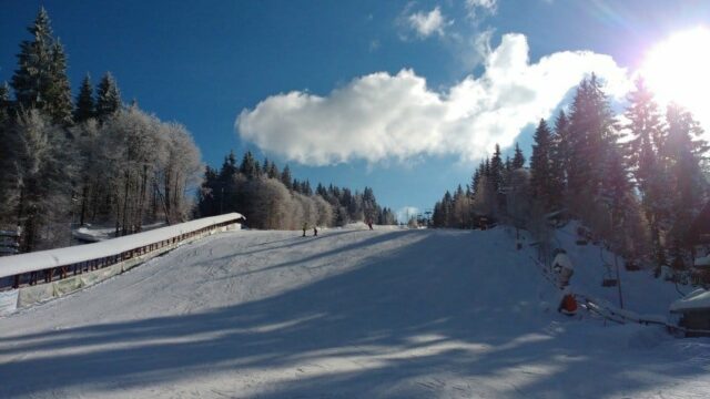 Skiing in Romania. Cavnic Maramures