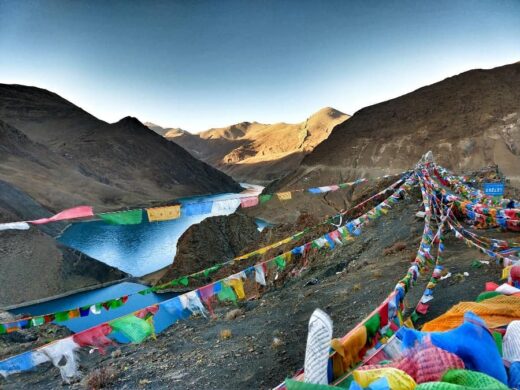 Altitude in Tibet. High Passes and Diamox