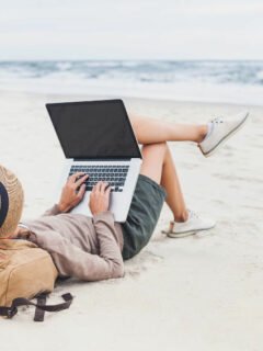 Travel bloggers require a suitable portable laptop. Straight Wordpress blogging or photography and video, which are the best laptops for travel blogging