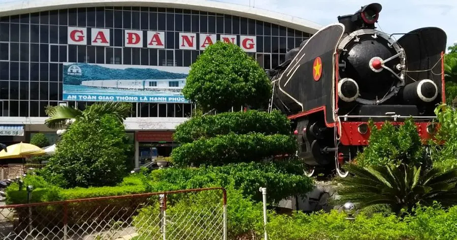 Danang train station train from ho chi minh to hoi an