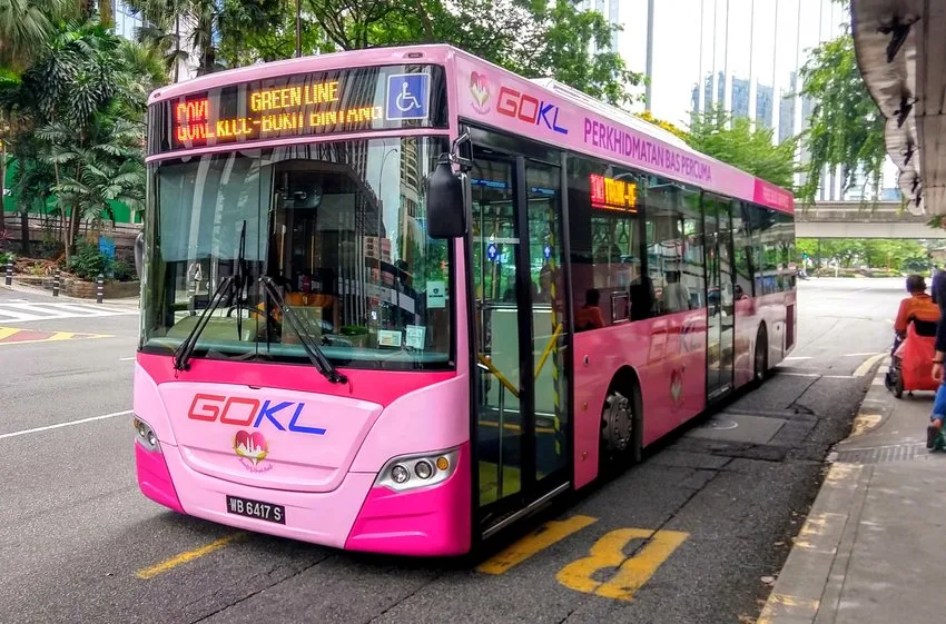 kuala lumpur travel tips use GO KL families use free buses