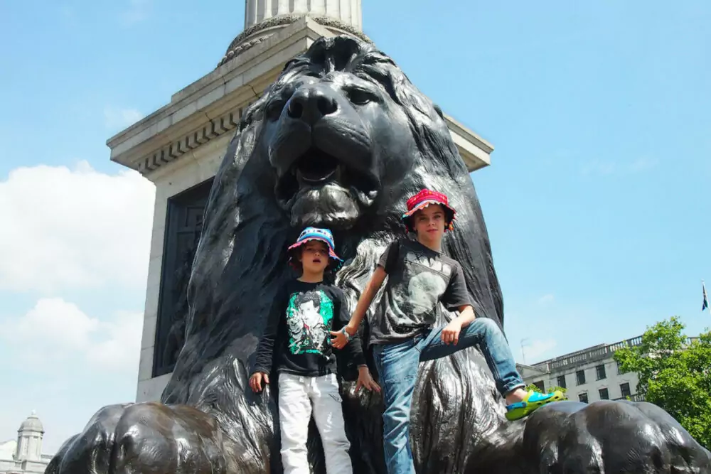 London with kids Trafalgar Square Nelson's Column