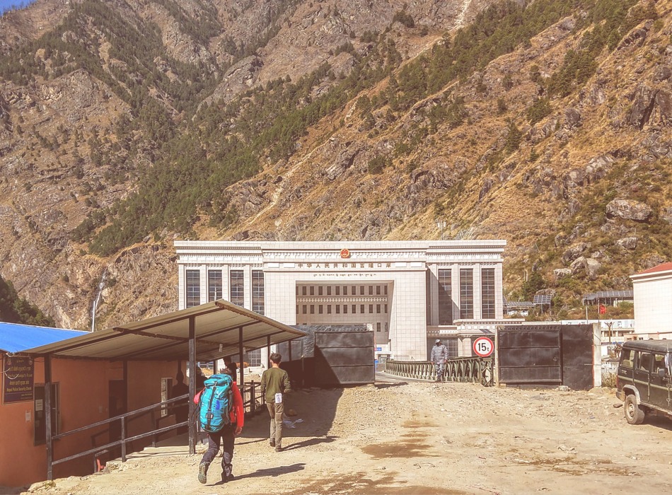 frontière terrestre entre le Népal et le Tibet