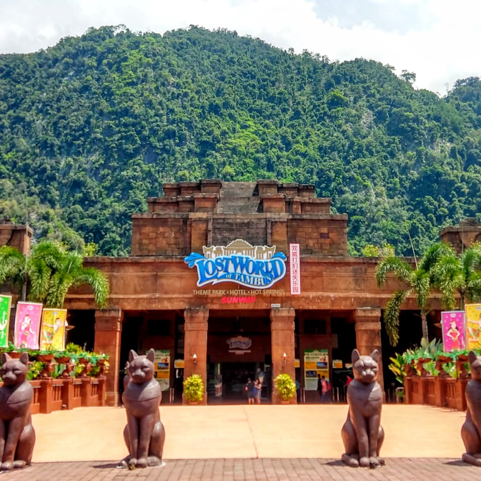 the lost world of tambun theme park near ipoh