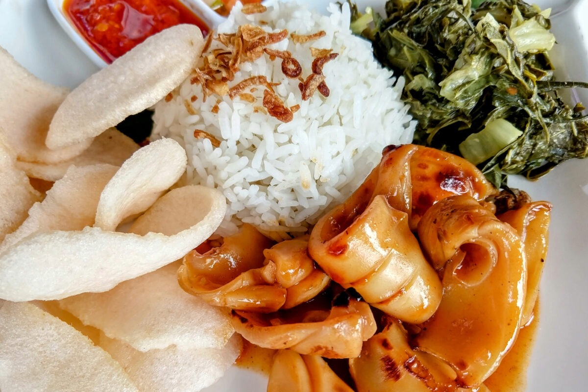 southeast asian meal in indonesia