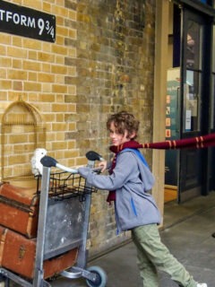 cropped-London-with-kids-Visiting-London-with-kids-Potter-9-34.jpg