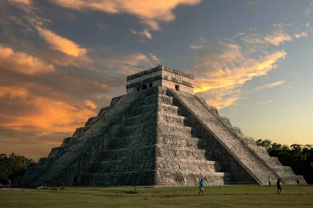 7 wonders Chichén Itzá