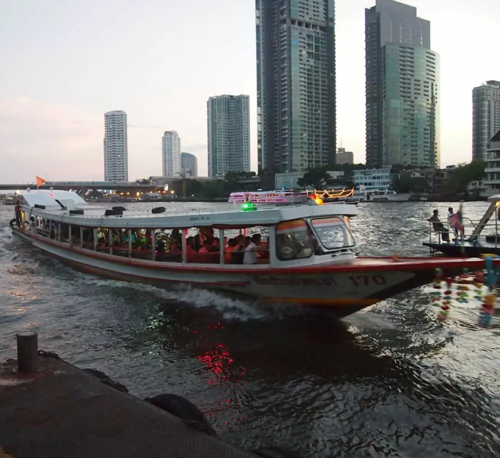 Get around by boat in Thailand