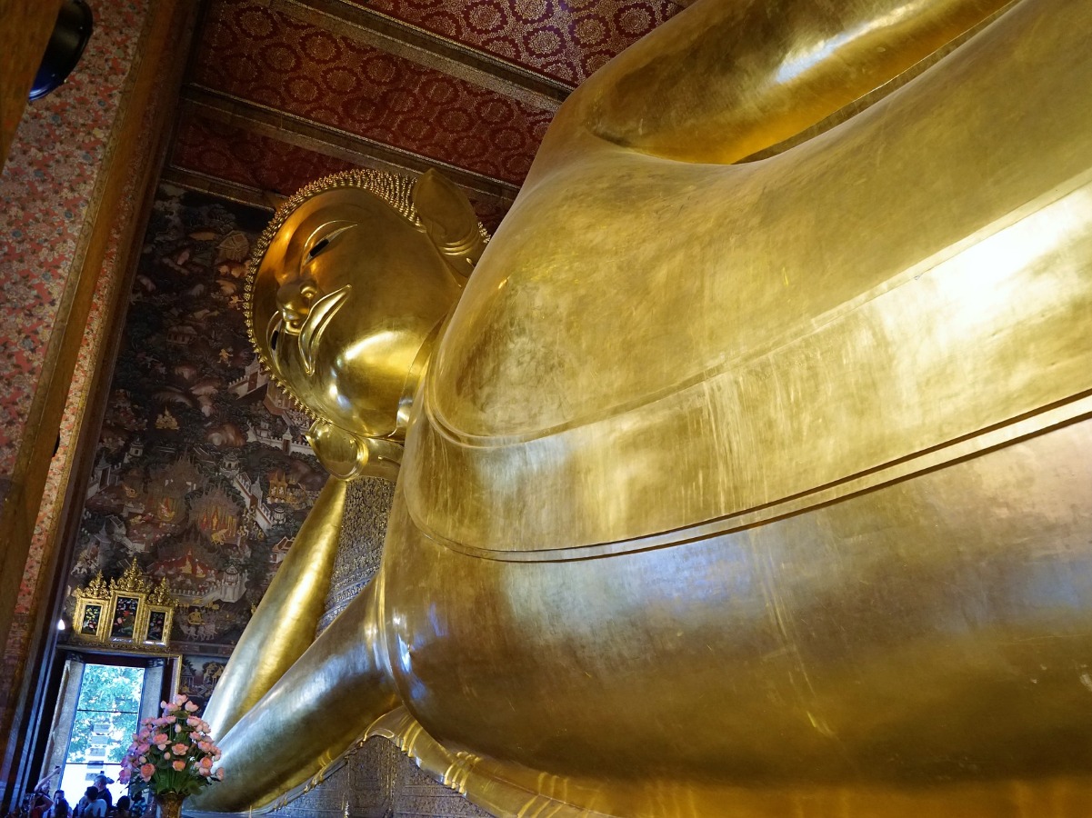 Wat Pho reclining buddha bangkok