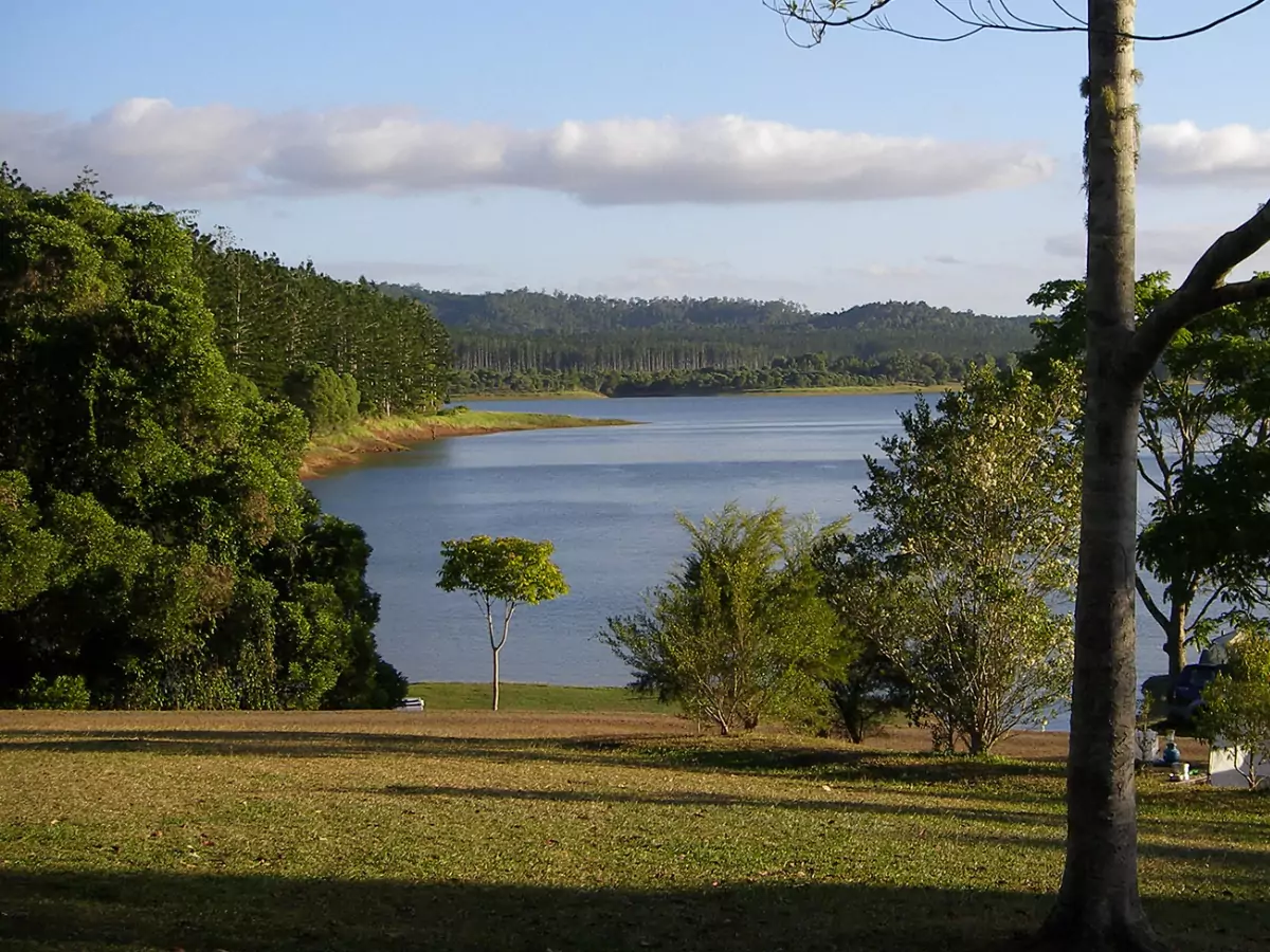 Lake Tinaroo Day Trip From Port Douglas