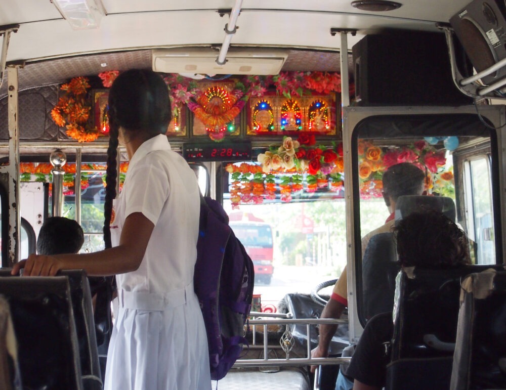 Travel by bus in Sri Lanka