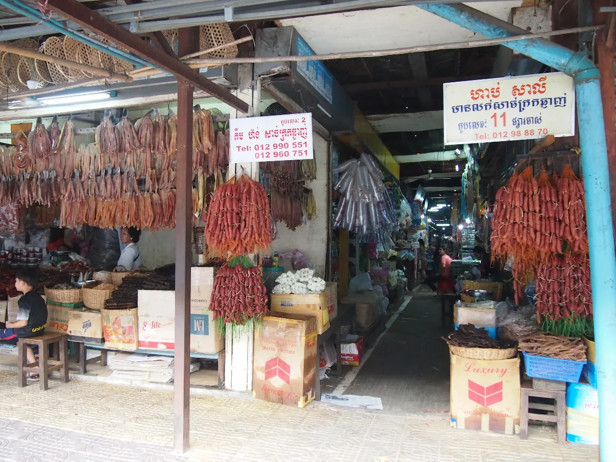 Cambodian food at the market