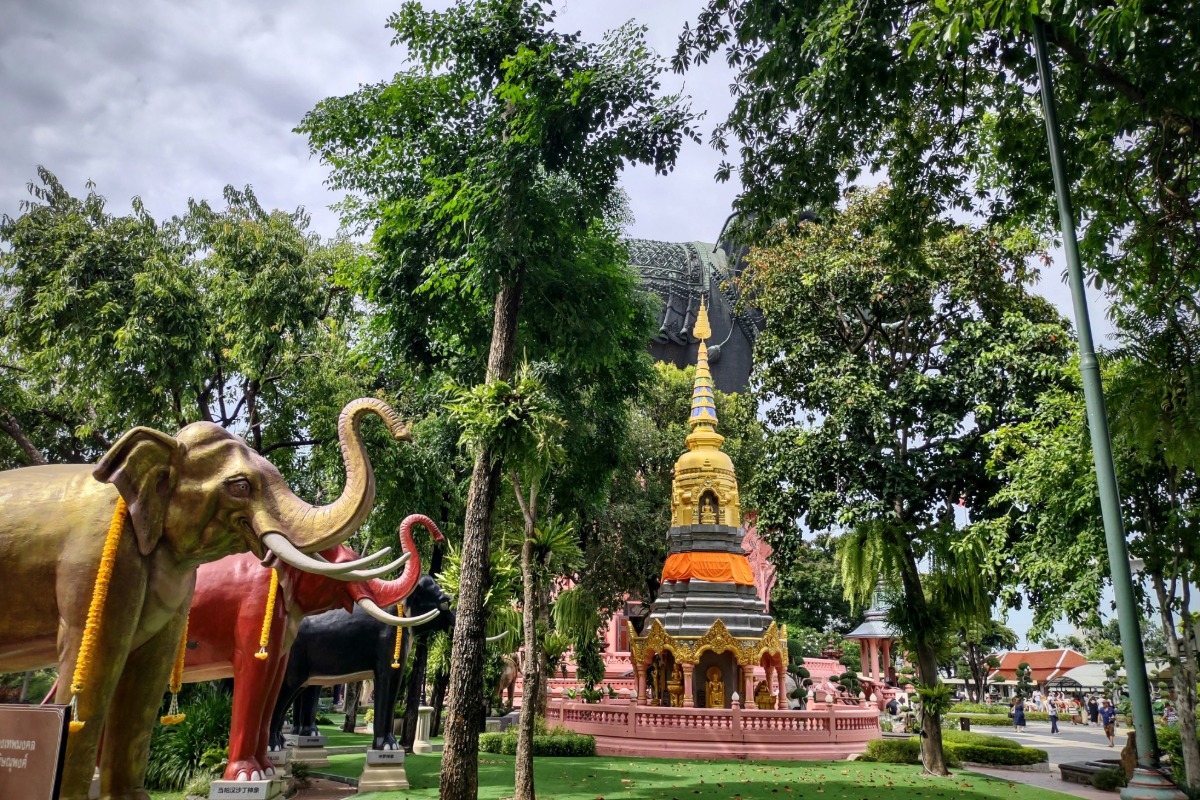 Phra Ket Chulamanee Chedi at Erawan Museum Bangkok