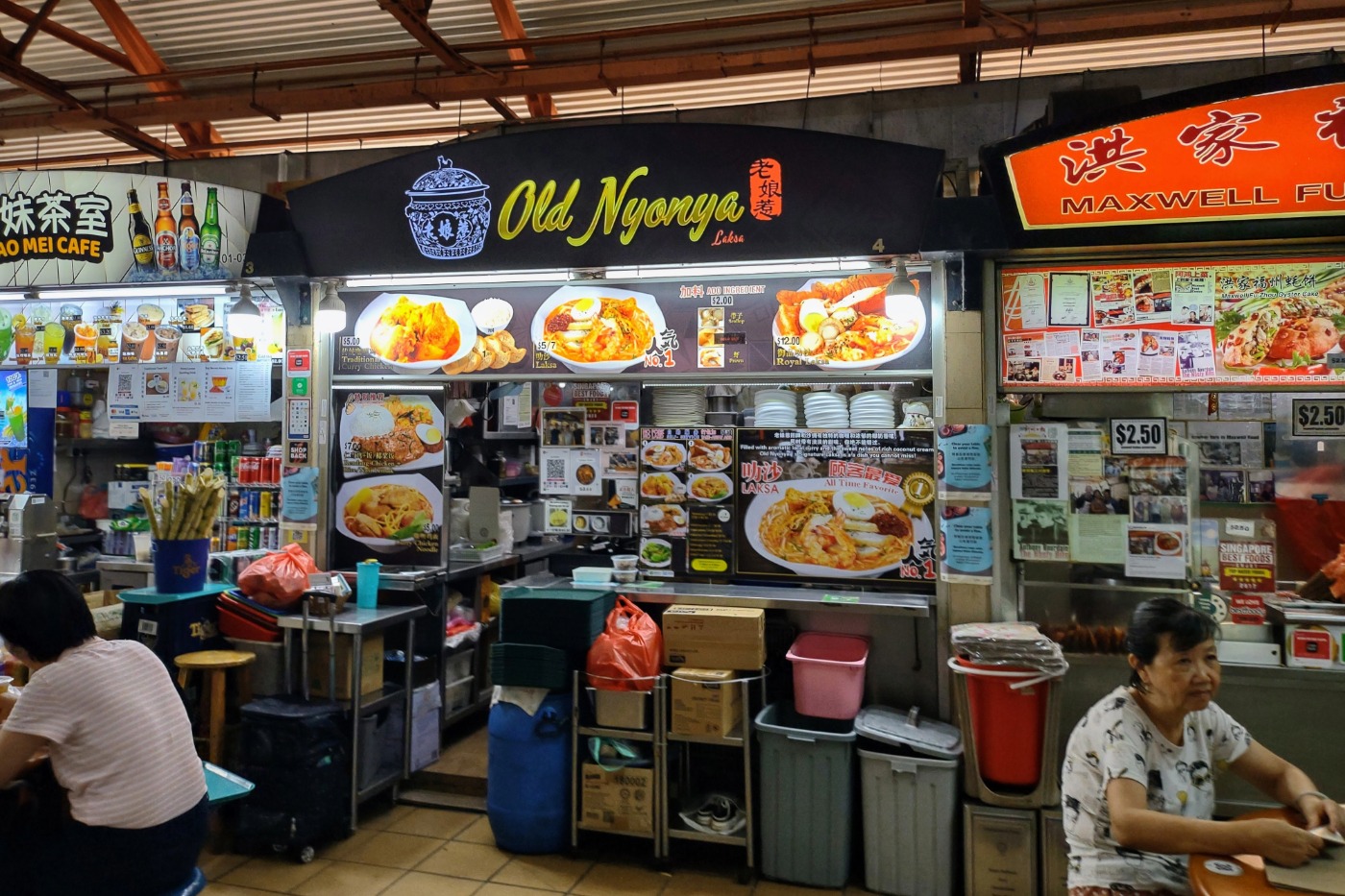 Singapore nyonya laysa stall