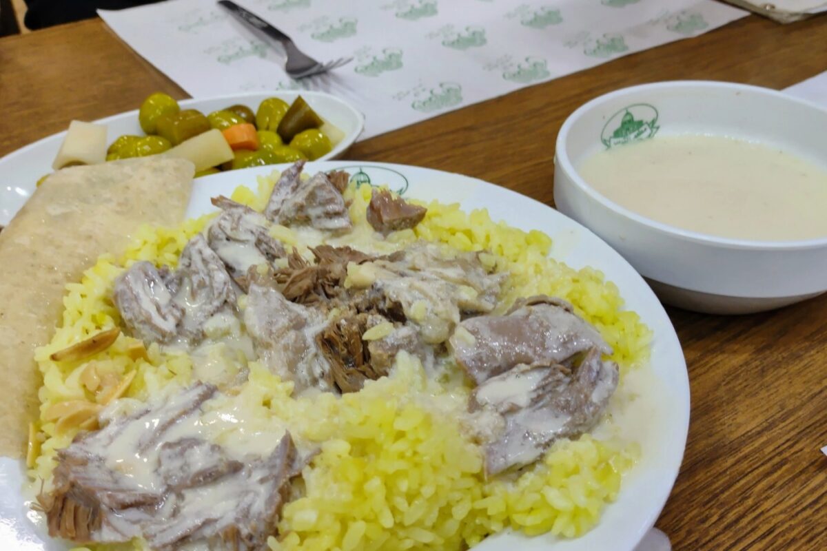 Mansaf Jordanian National dish best in amman